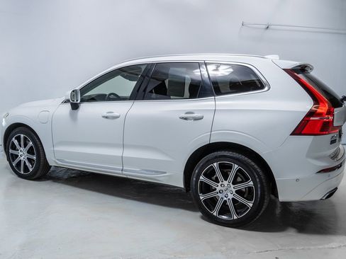 Used 2021 Volvo XC60 T8 Inscription w/ Advanced Package image 2