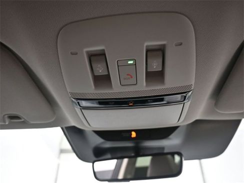 Used 2025 Nissan Murano Platinum image 12