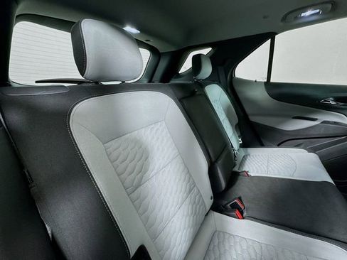 Used 2019 Chevrolet Equinox LS w/ LS Convenience Package image 26