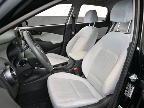 Used 2023 Hyundai Kona SEL image 31