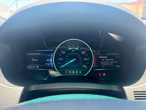 Used 2017 Ford Explorer Limited w/ Equipment Group 301A FWD image 21
