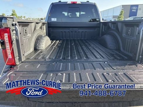 New 2026 Ford F250 Lariat w/ Black Appearance Package AWD/4WD image 15
