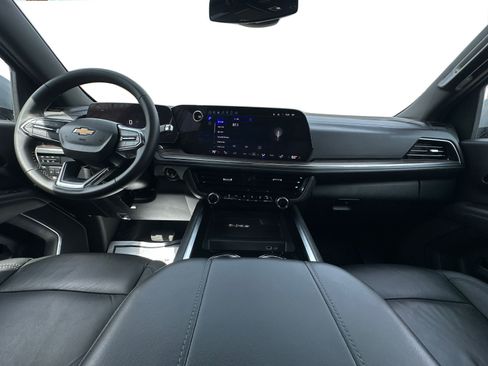 Certified 2025 Chevrolet Tahoe LT AWD/4WD image 13