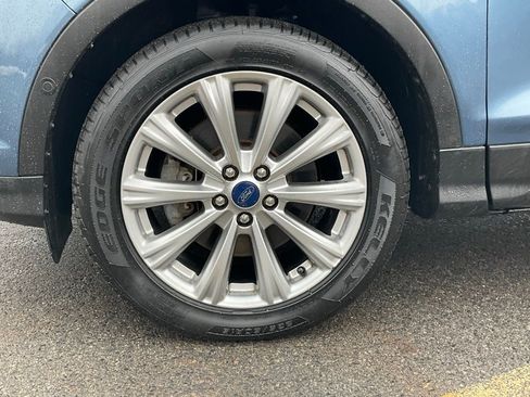 Used 2018 Ford Escape Titanium w/ Ford Safe & Smart Package image 23