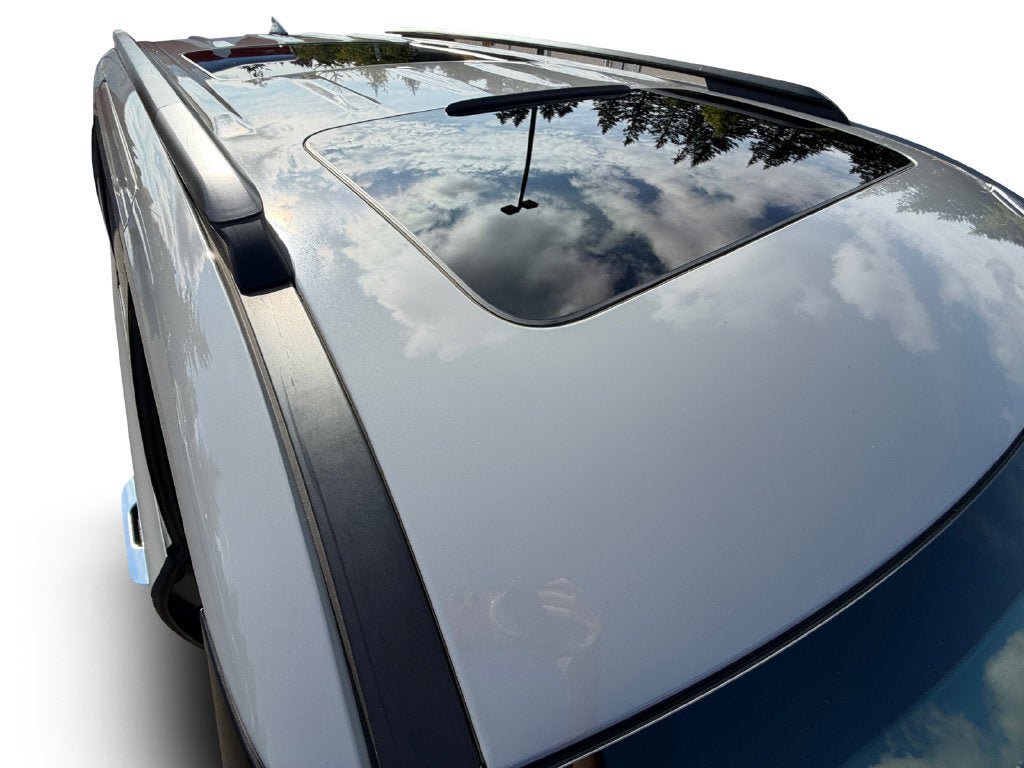 Used 2025 Kia Carnival SX w/ SX Dark Edition Package FWD image 29