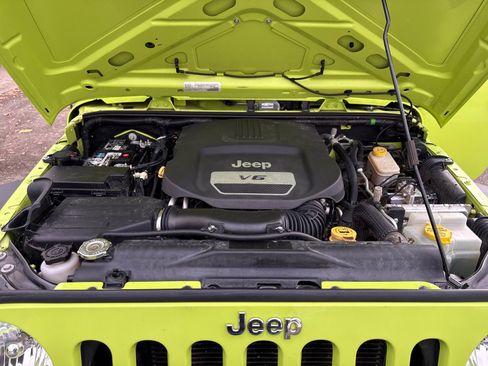 Used 2017 Jeep Wrangler Unlimited Sport w/ Max Tow Package image 22