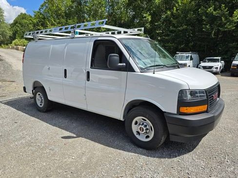 New 2025 GMC Savana 2500 Work Van w/ Driver Convenience Package image 7