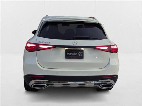 New 2025 Mercedes-Benz GLC 300 image 7