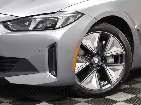 Certified 2025 BMW i4 xDrive40i AWD/4WD image 3