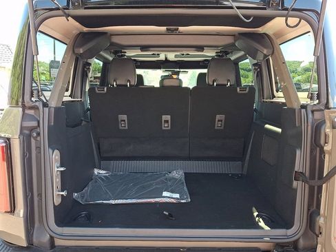 Used 2025 Ford Bronco Badlands AWD/4WD image 28