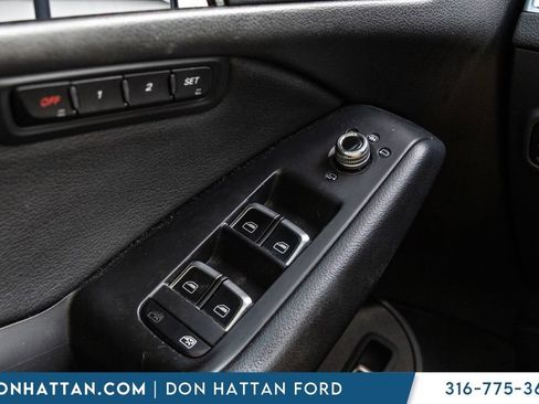 Used 2016 Audi Q5 2.0T Premium Plus w/ Technology Package AWD/4WD image 12