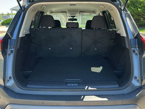 Certified 2023 Nissan Rogue S image 6