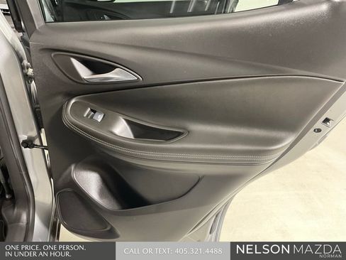 Used 2025 Buick Encore GX Preferred FWD image 23