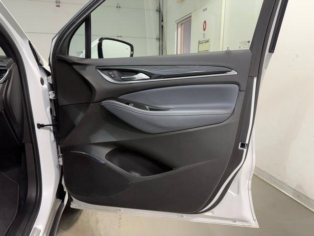 Certified 2023 Buick Enclave Essence FWD image 27