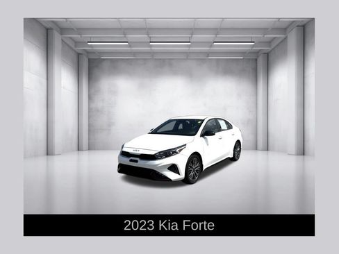 Used 2023 Kia Forte GT-Line FWD image 1