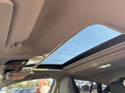 Used 2024 Subaru Crosstrek 2.0i Premium image 24