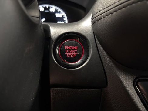 Certified 2024 Honda HR-V LX image 28