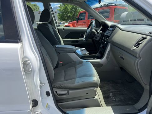 Used 2006 Honda Pilot LX image 10