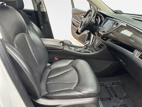 Used 2020 Buick Envision Essence image 26