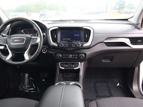 Used 2024 GMC Terrain SLE w/ Driver Convenience Package AWD/4WD image 44