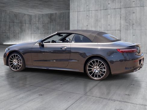Used 2023 Mercedes-Benz E 450 4MATIC Cabriolet image 32