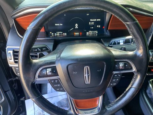 Used 2021 Lincoln Navigator L 4WD image 12