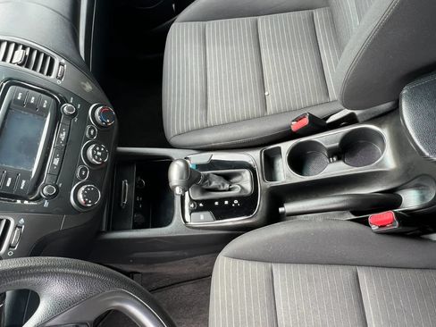 Used 2017 Kia Forte LX w/ LX Popular Package FWD image 26