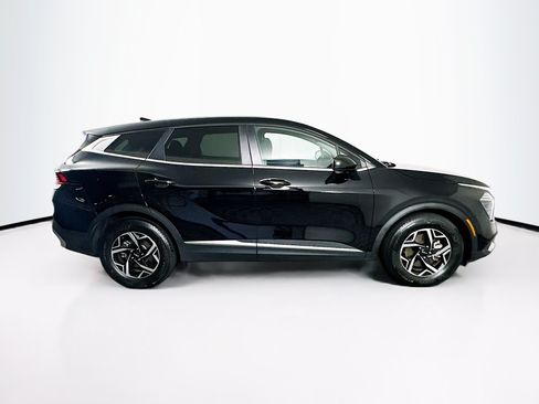 Used 2025 Kia Sportage LX FWD image 10