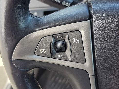 Used 2013 Buick LaCrosse Leather w/ Entertainment Package image 32