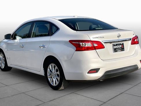 Used 2018 Nissan Sentra SV w/ Premium Package (P01) FWD image 12