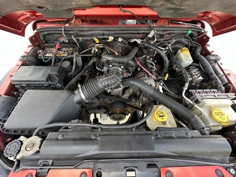 Used 2009 Jeep Wrangler Unlimited Sahara w/ Dual Top Group image 8