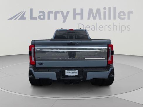 Used 2024 Ford F350 Platinum AWD/4WD image 4