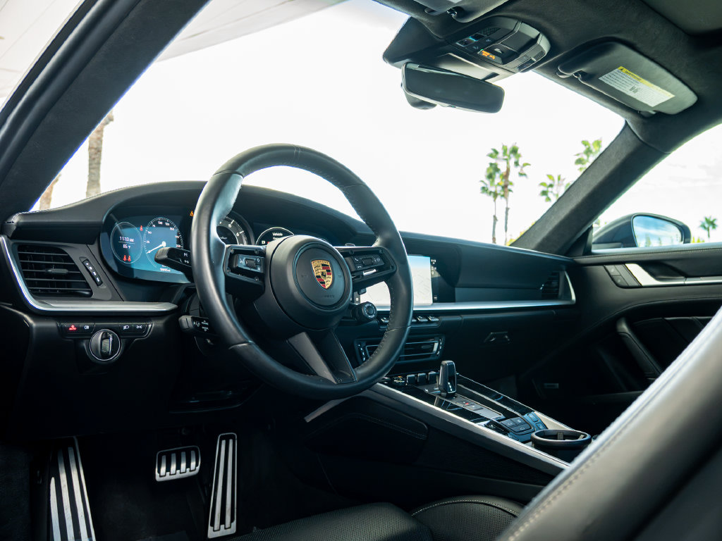Certified 2022 Porsche 911 Turbo AWD/4WD image 4