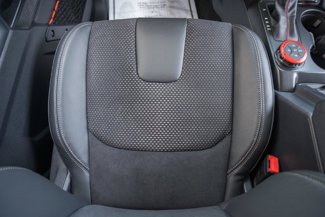 New 2026 Ford Bronco Raptor w/ Interior Carbon Fiber Pack AWD/4WD image 48