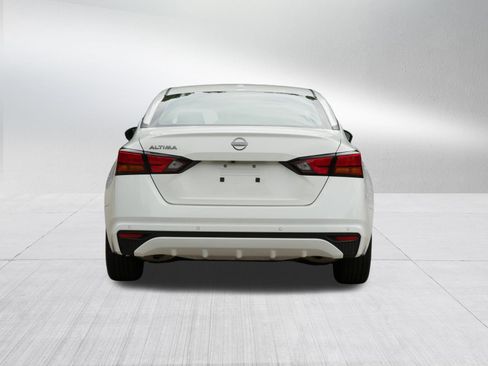 Certified 2025 Nissan Altima 2.5 S FWD image 6