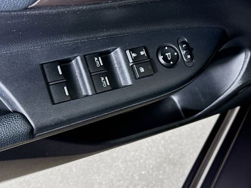 Used 2017 Honda Accord EX-L image 19