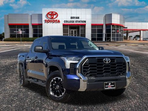 Used 2022 Toyota Tundra SR5 image 1