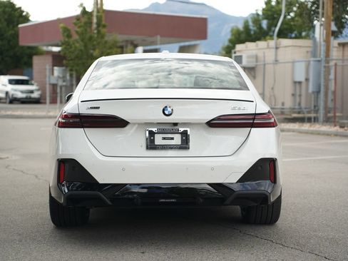 New 2027 BMW 530i xDrive AWD/4WD image 4