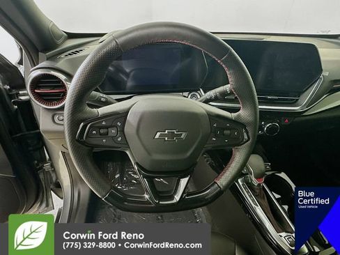 Used 2025 Chevrolet Trax RS w/ Driver Confidence Package FWD image 14