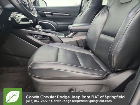 Used 2025 Kia Telluride S AWD/4WD image 19