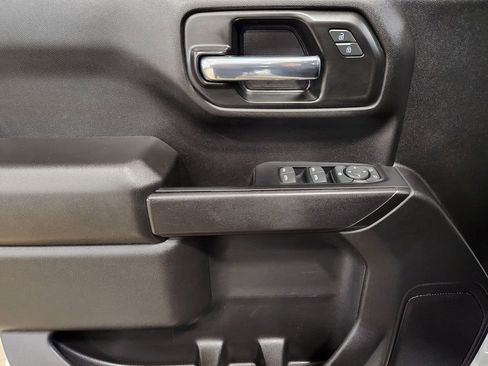 Used 2022 Chevrolet Silverado 1500 Custom image 43
