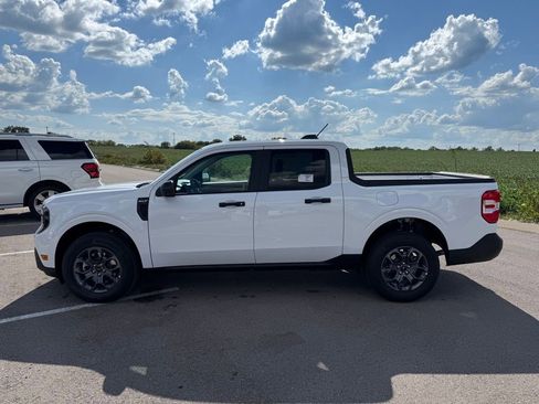 New 2025 Ford Maverick XLT w/ Equipment Group 301A image 38