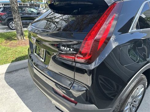 Used 2019 Cadillac XT4 Premium Luxury image 22