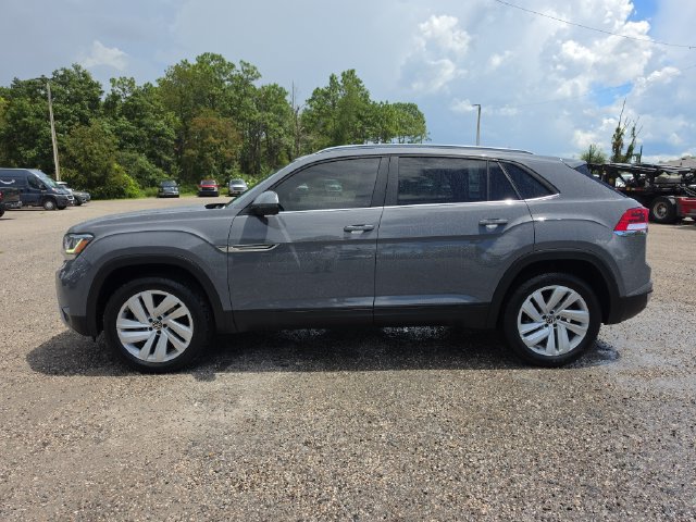 Used 2021 Volkswagen Atlas Cross Sport SE w/ Panoramic Sunroof Package FWD image 6