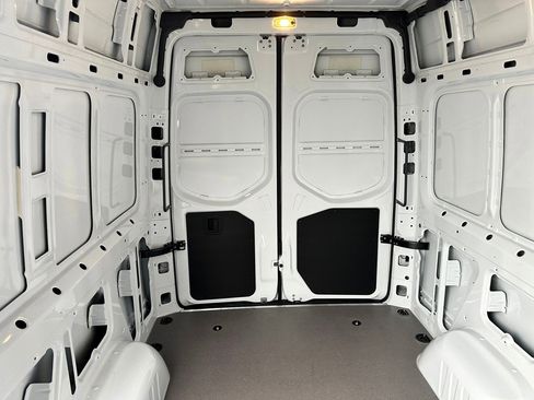 New 2025 Mercedes-Benz Sprinter 2500 image 20
