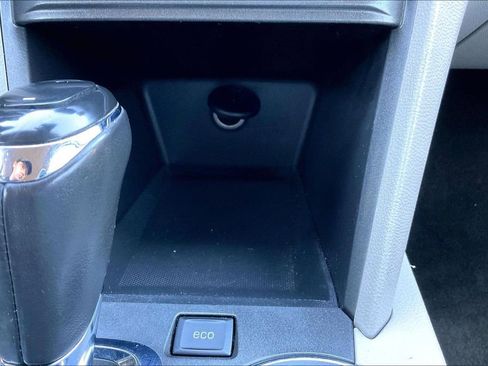 Used 2017 Chevrolet Equinox Premier w/ Enhanced Convenience Package image 23