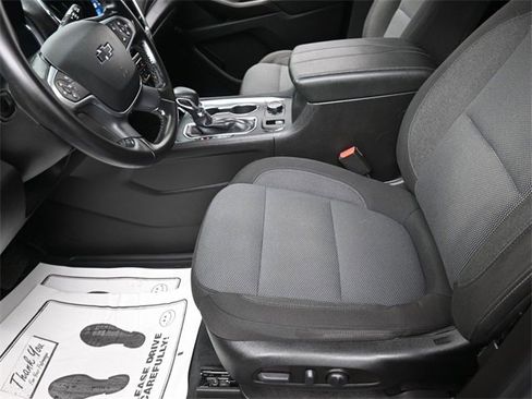 Used 2023 Chevrolet Traverse LT image 15