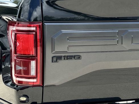 Used 2017 Ford F150 Raptor w/ Equipment Group 802A Luxury AWD/4WD image 7