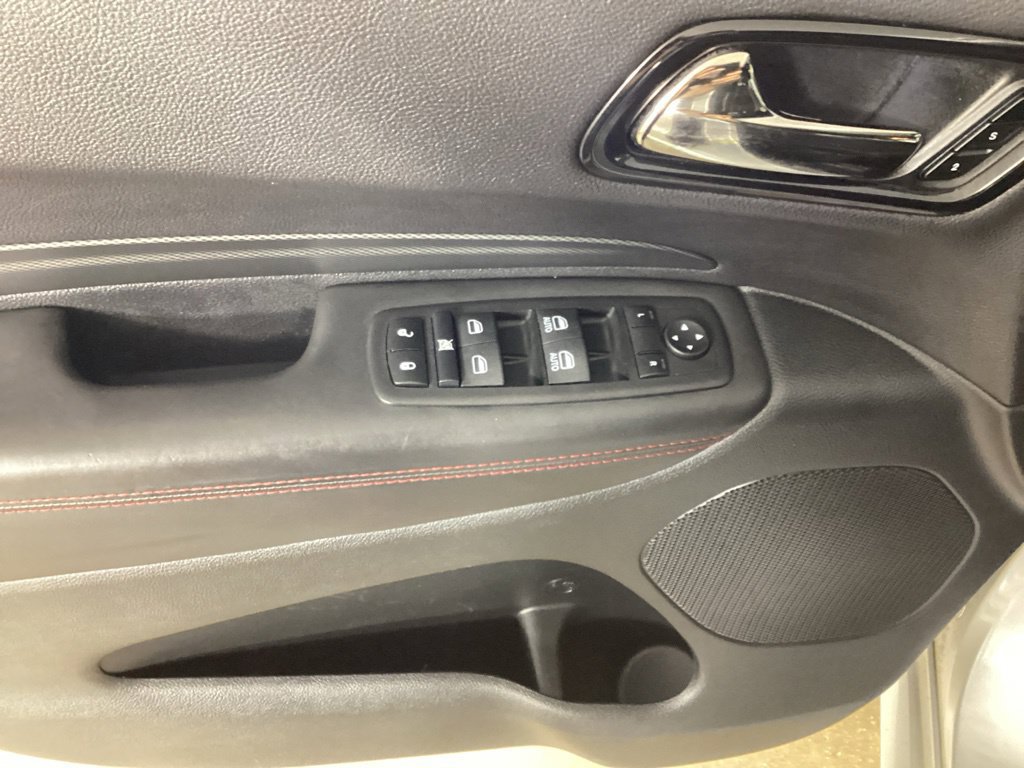 Used 2025 Dodge Durango R/T AWD/4WD image 11