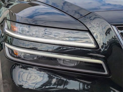 Used 2024 Genesis GV80 3.5T w/ Cargo Package image 10